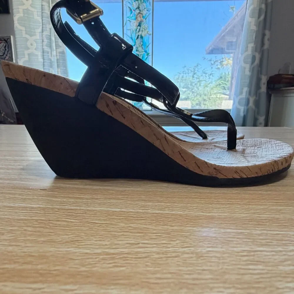 Lauren Ralph Lauren Reeta Thong Wedge Sandals Size 9